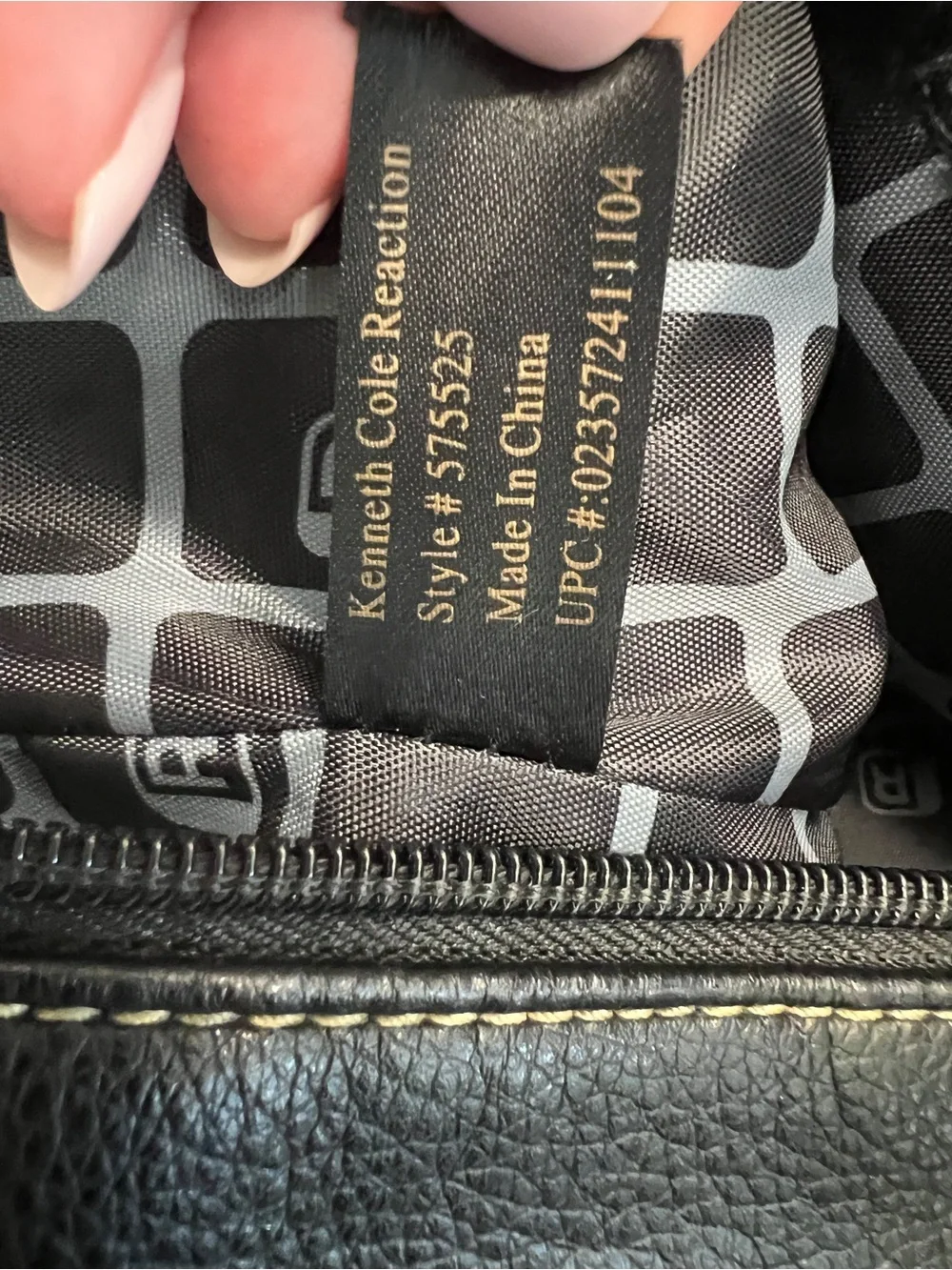 Kenneth Cole Reaction Tote Bag black travel bag - flawed